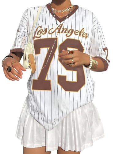 Übergroße Jersey-Shirts für Damen, V-Ausschnitt, gestreift, Zahlen-Grafik-Shirt, lässig, Y2K, Streetwear, Braun, Mittel Übergroße Jersey-Shirts für Damen, V-Ausschnitt, gestreift, Zahlen-Grafik-Shirt, lässig, Y2K, Streetwear, Braun, Mittel von LUKYCILD