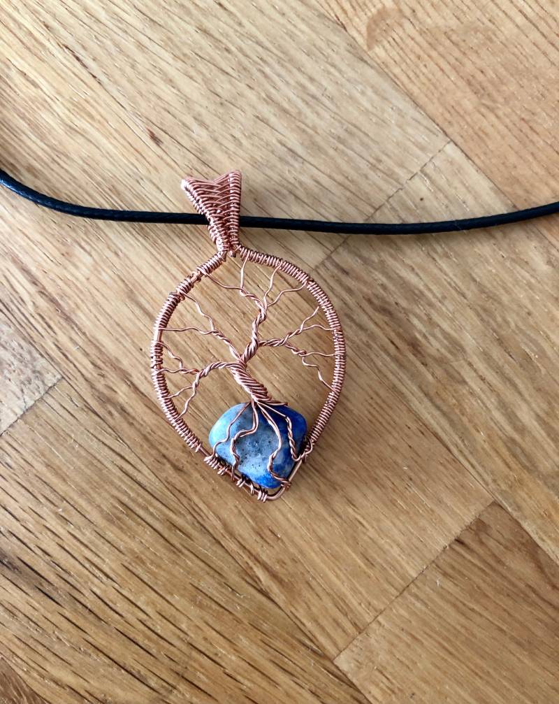 Anhänger Halskette Aus Kupferdraht Und Naturstein, Baum Des Lebens Anhänger Halskette Aus Kupferdraht Und Naturstein, Baum Des Lebens von LUSELECT