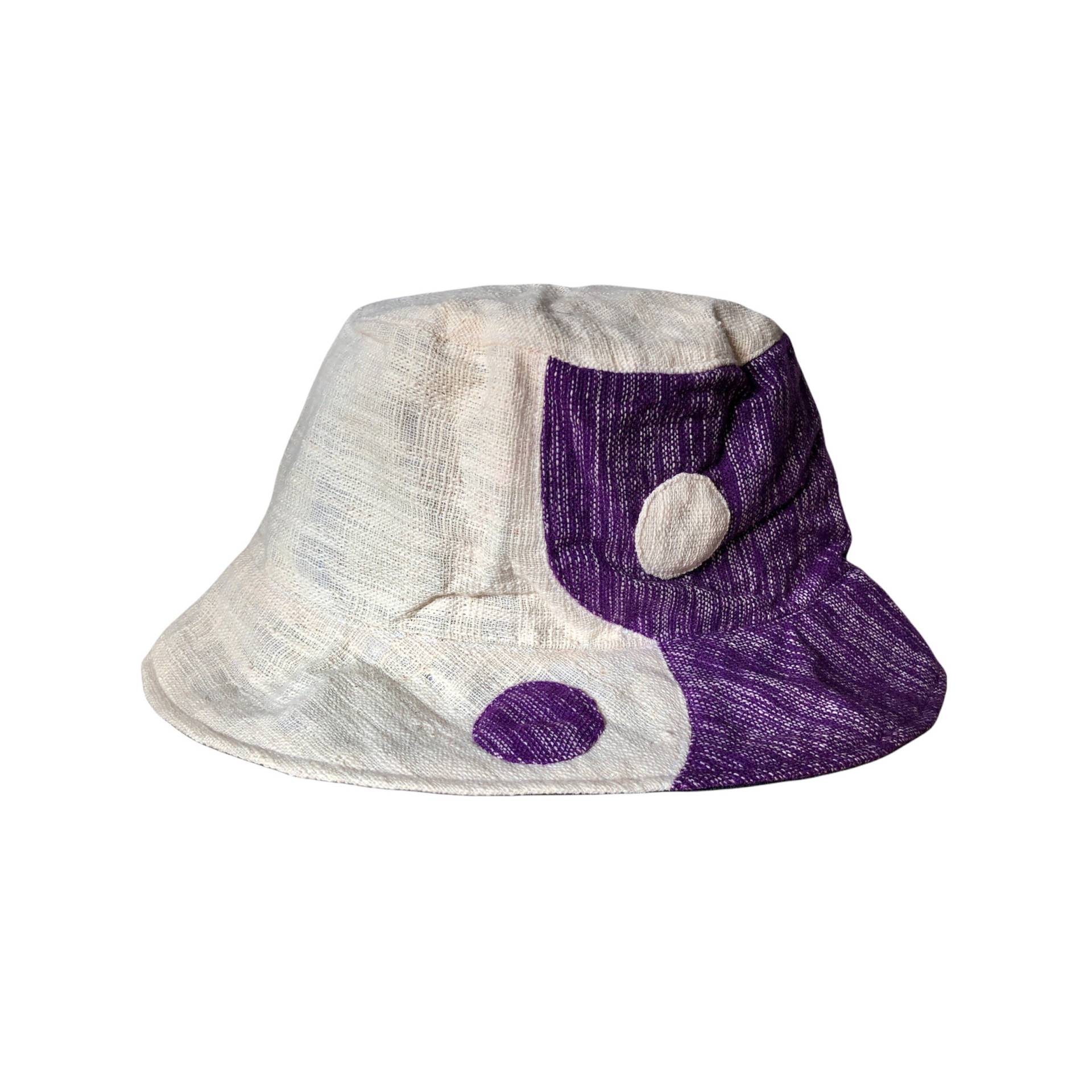 Wende Doppelseitige Eimermütze, 3 Stile in Einem, Bio Angebaute Baumwolle - Yin Und Yang von LUSELECT