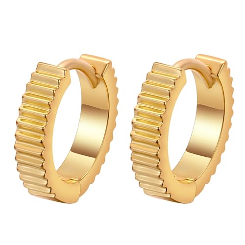 Edgy Gold Huggie Hoops mit Getriebe-Design von LUTAKU