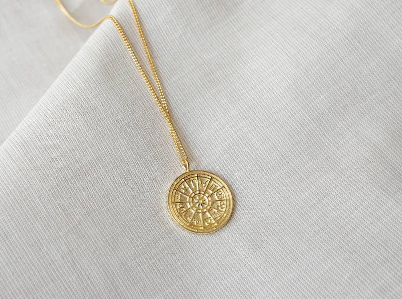Feine Silber Halskette Mit Coin I Plättchen Münze Sternzeichen Tierkreiszeichen Filigrane Rolo Kette Frauen Damen Gold von LUUKLIFESTYLEShop