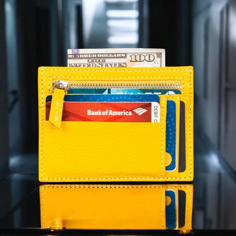 Concord - Premium Yellow Leather Card Holder With Zipper Pocket von LUXELEATHERCASE
