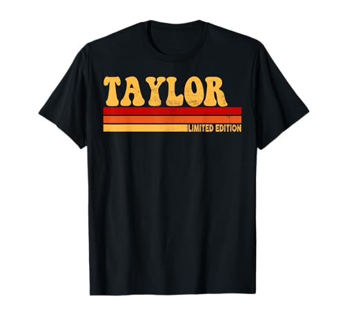 Taylor Name Personalisierte süße Idee Frauen Vintage Taylor T-Shirt Taylor Name Personalisierte süße Idee Frauen Vintage Taylor T-Shirt von LUXETHREADS