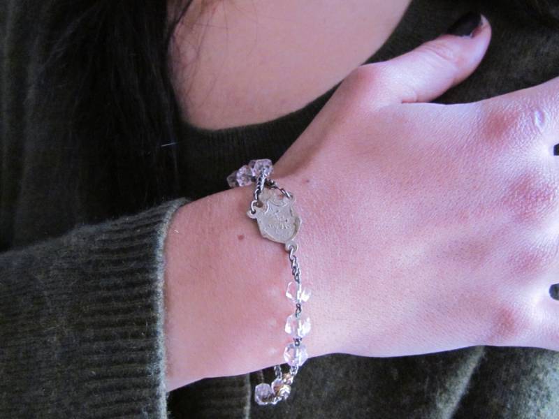 Handgemachte Rekonstruierte Antike Rosenkranz Armband von LUXXORVintage