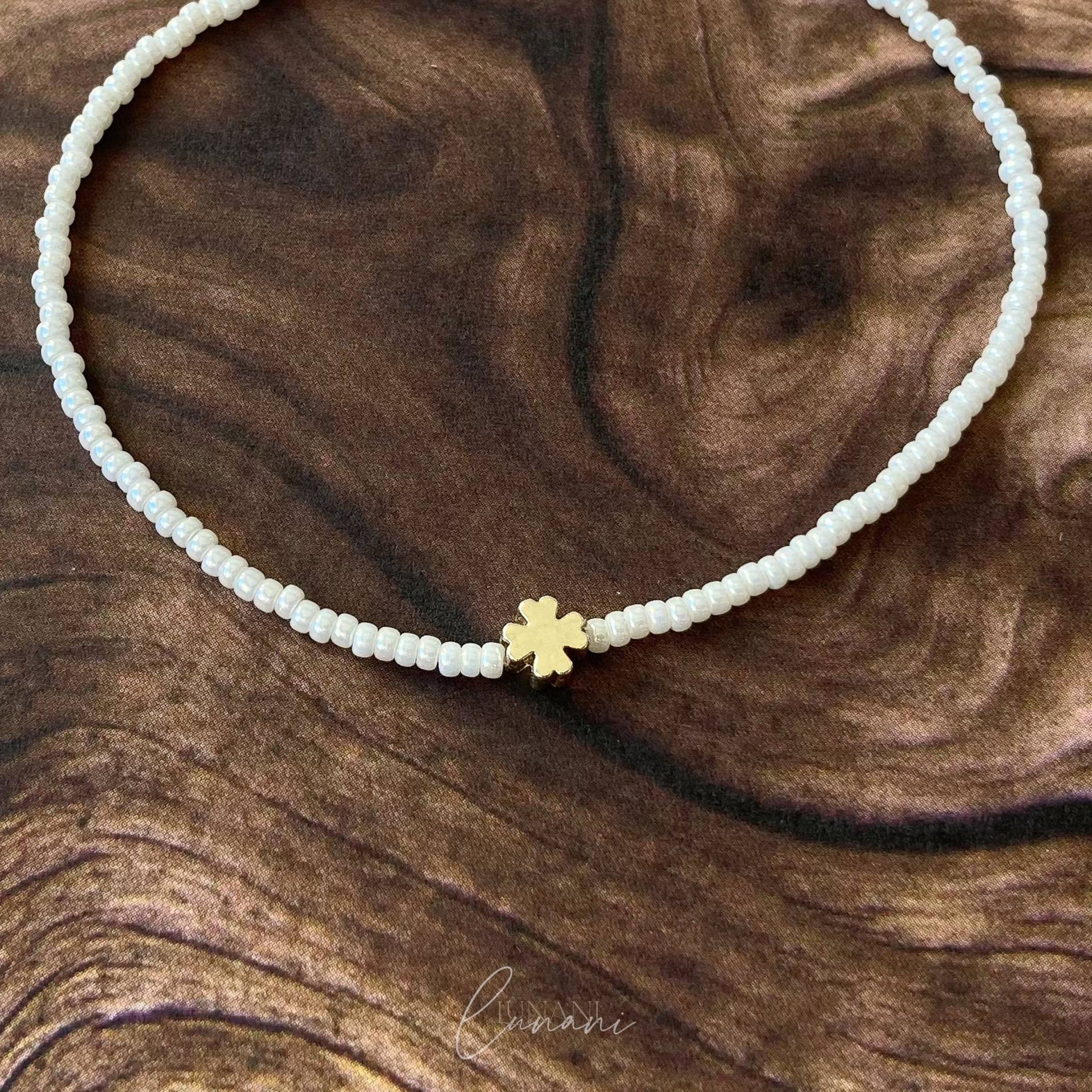 Armband Kleeblatt Perlmutt-Gold von LUbyNatalie