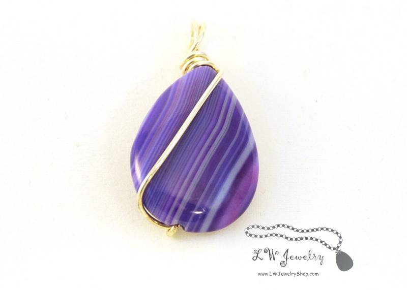 Lila Achat Draht Gewickelt Anhänger Lila Achat Draht Gewickelt Anhänger von LWJEWELRYSHOP