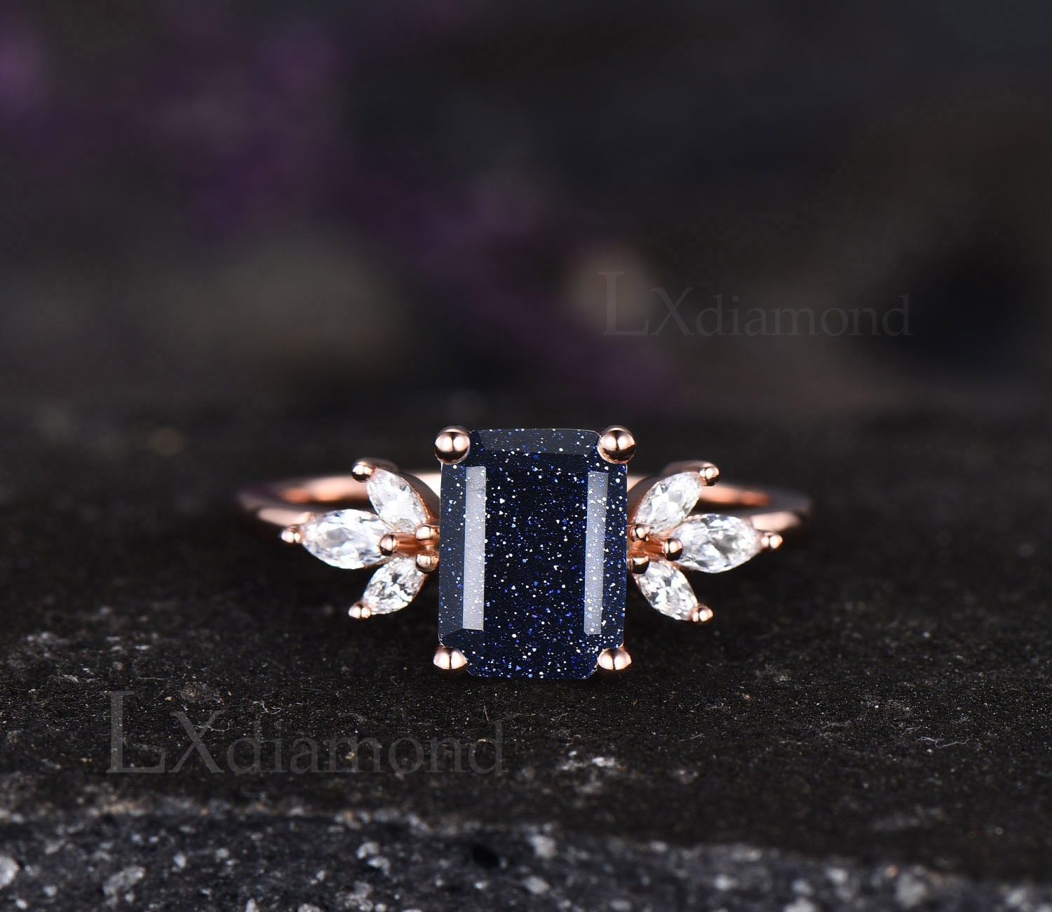 Blauer Sandstein Smaragdschliff Ring Verlobungsring Künstlicher Diamant Roségold Vermeil 925 Sterling Silber Frauen von LXdiamond