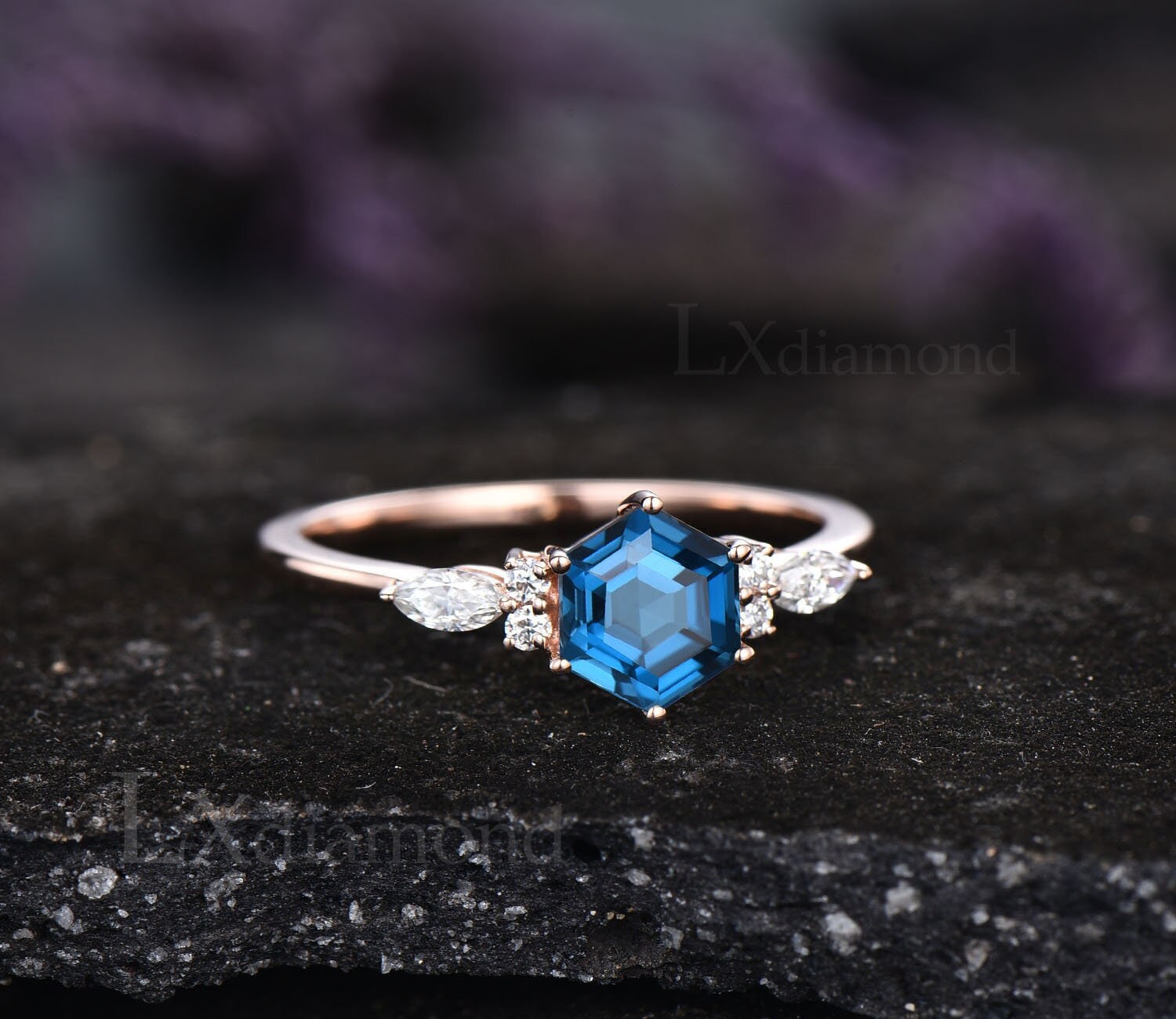 Hexagon Cut London Blauer Topas Ring 925 Sterling Silber Rosé Vergoldet Einzigartig Verlobungsring Ehering Dezember Geburtsstein Geschenke von LXdiamond