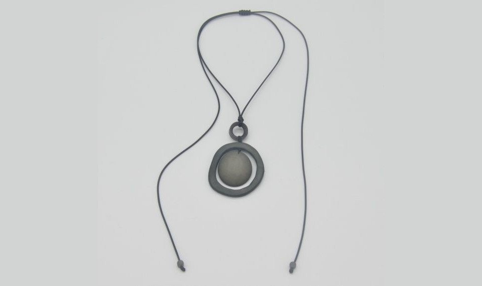 La Tagua Manufactura Kette mit Anhänger Saya - Kette/Tagua von La Tagua Manufactura