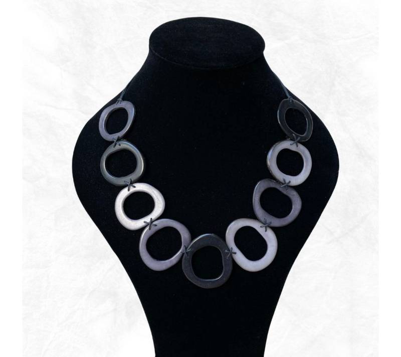 La Tagua Manufactura Statementkette - Halskette Holzkette - handgefertigt von La Tagua Manufactura