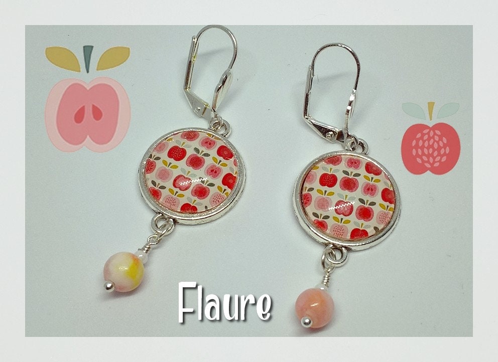 Apfel-Cabochon-Ohrringe von LaBoutiquedeFlaure