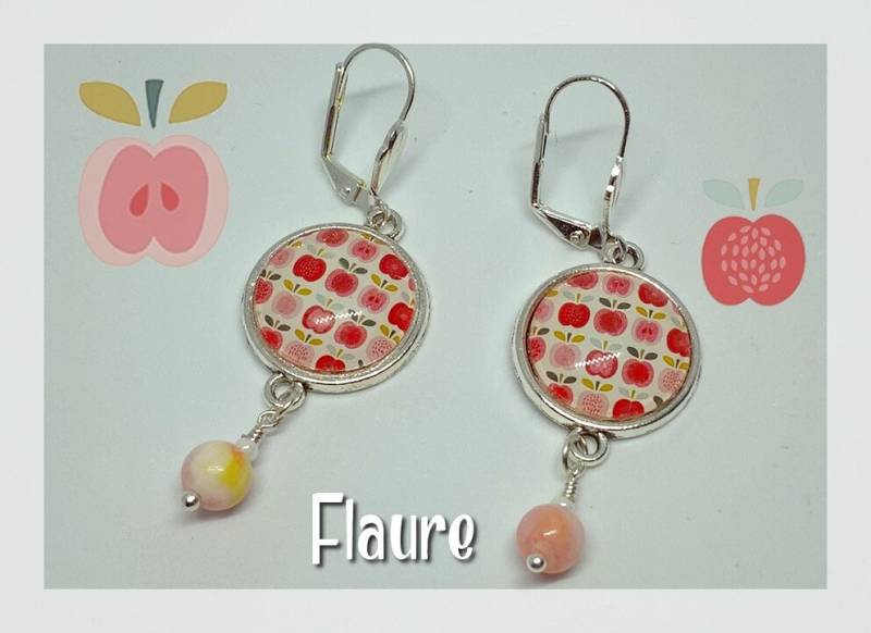 Apfel-Cabochon-Ohrringe von LaBoutiquedeFlaure