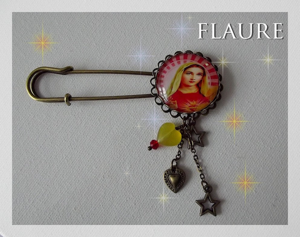 Brosche Mit Cabochon-Anstecknadel „Heilige Maria" von LaBoutiquedeFlaure