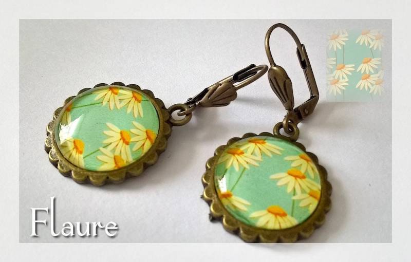 Cabochon-Ohrringe "Gänseblümchen" von LaBoutiquedeFlaure