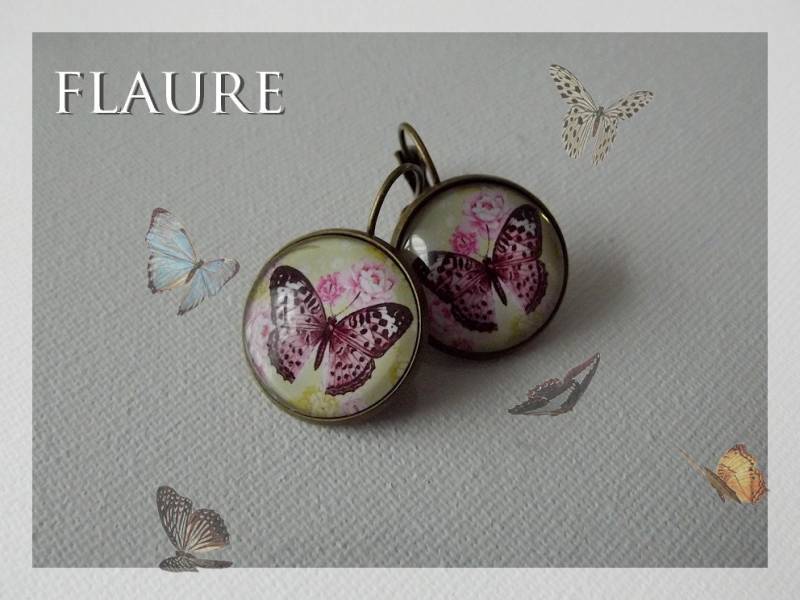 Schlafohrringe "Schmetterling", Cabochon-Ohrringe, Cabochon, Schmetterling, Schmetterlingsschmuck, Geschenkidee von LaBoutiquedeFlaure