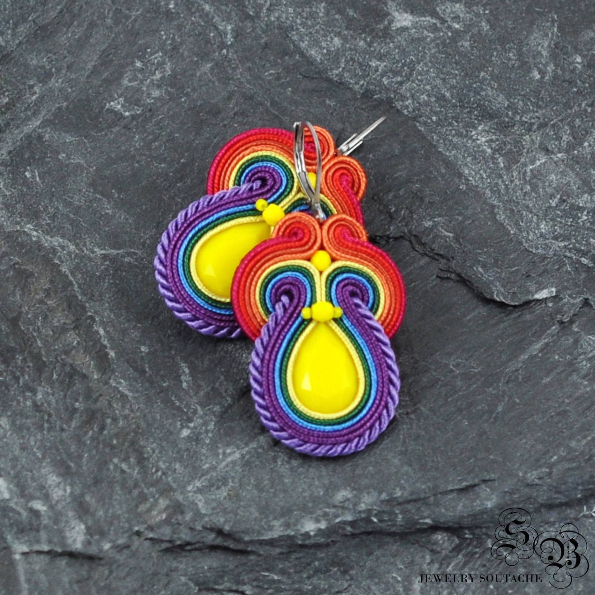 Bunte Soutache Ohrringe Handgemachte Opalglas Tröpfchen Schmuck Bunte Soutache Ohrringe Handgemachte Opalglas Tröpfchen Schmuck von LaCannet