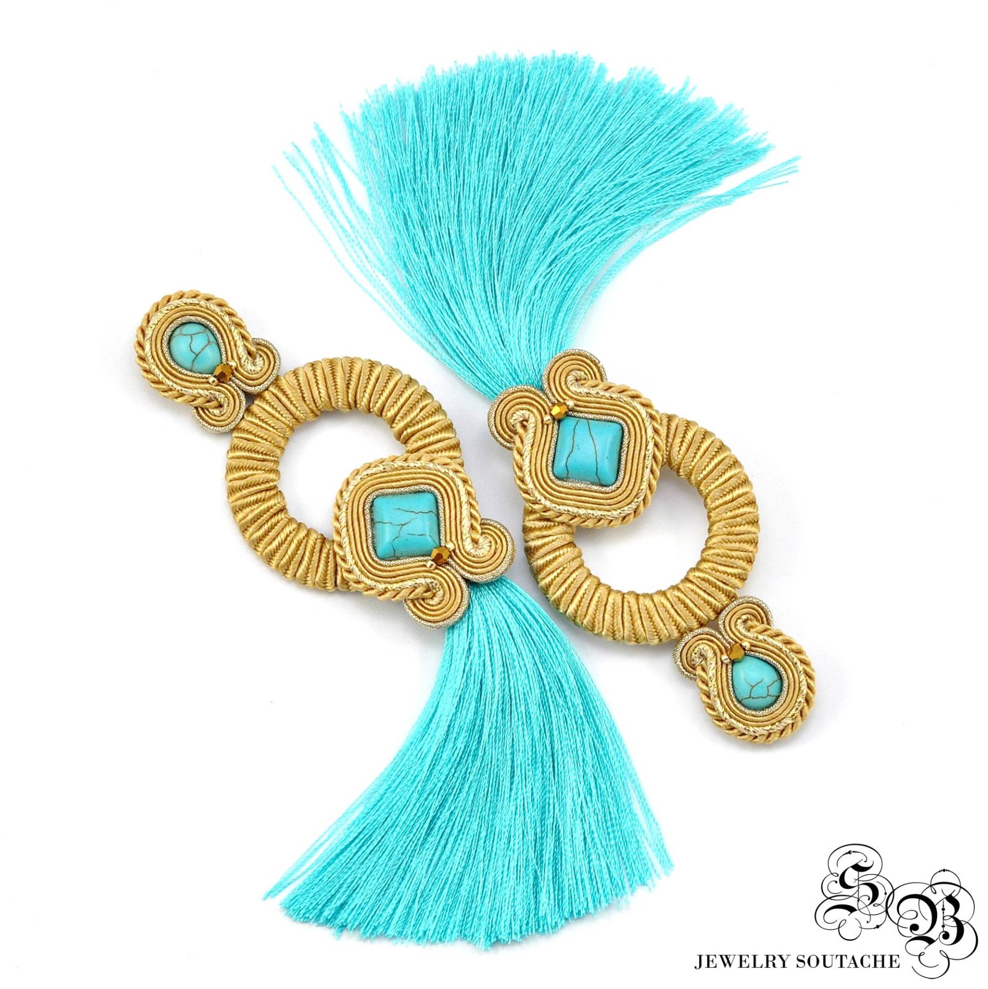 Gold Soutache Ohrringe Türkis Howlith Ohrringe Gold Soutache Ohrringe Türkis Howlith Ohrringe von LaCannet