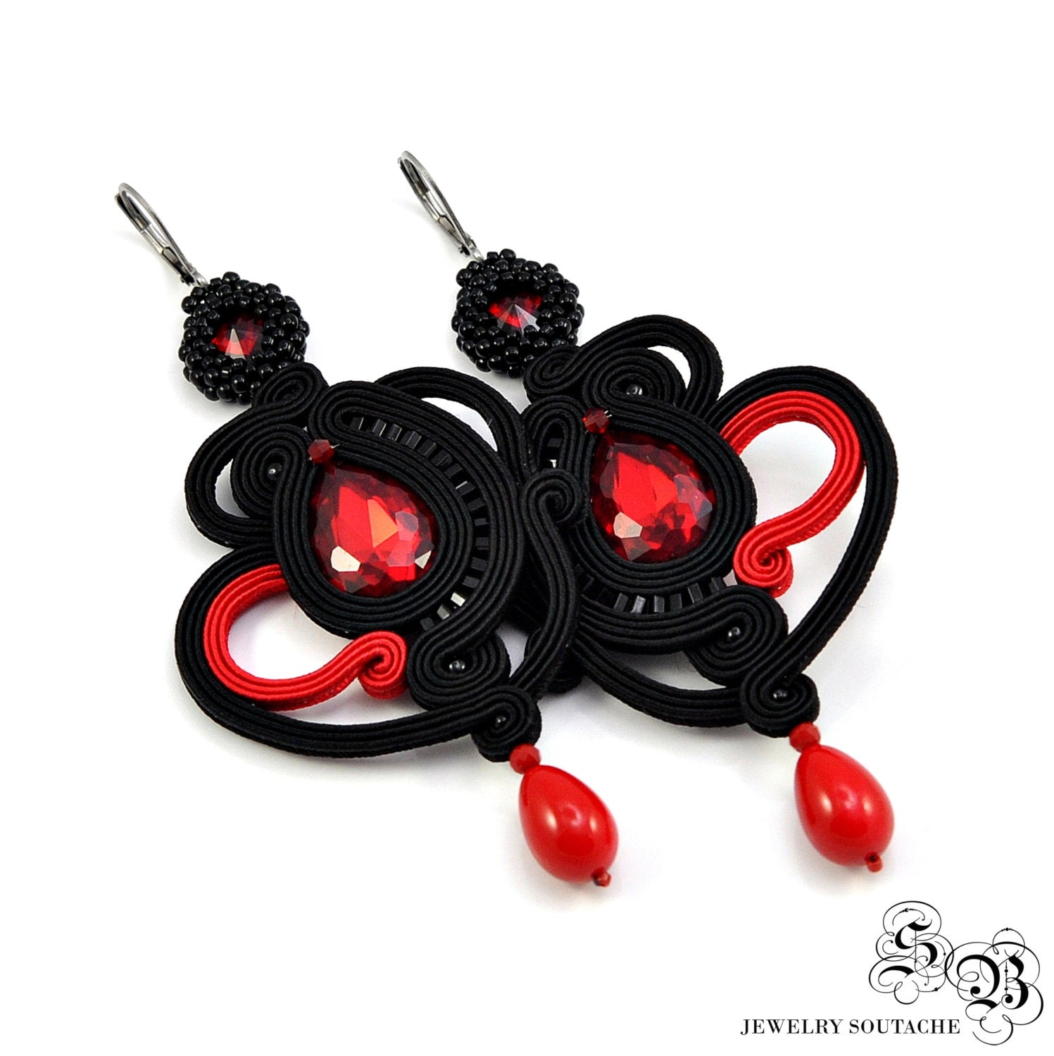 Schwarz Rote Soutache Ohrringe Langes Durchbrochenes Design Schwarz Rote Soutache Ohrringe Langes Durchbrochenes Design von LaCannet