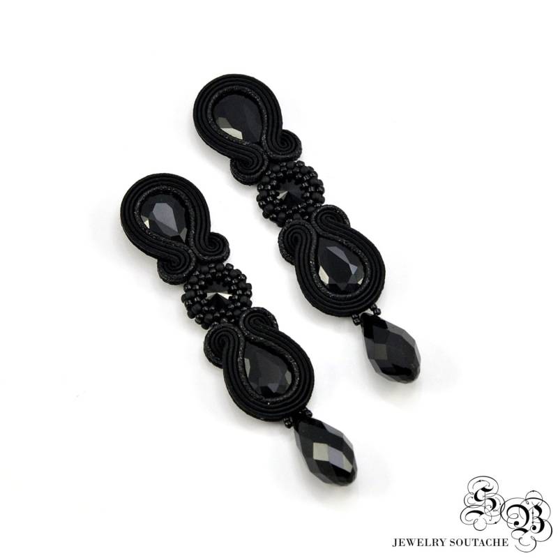 Schwarze Soutache Ohrclips Langer Perlenschmuck Schwarze Soutache Ohrclips Langer Perlenschmuck von LaCannet