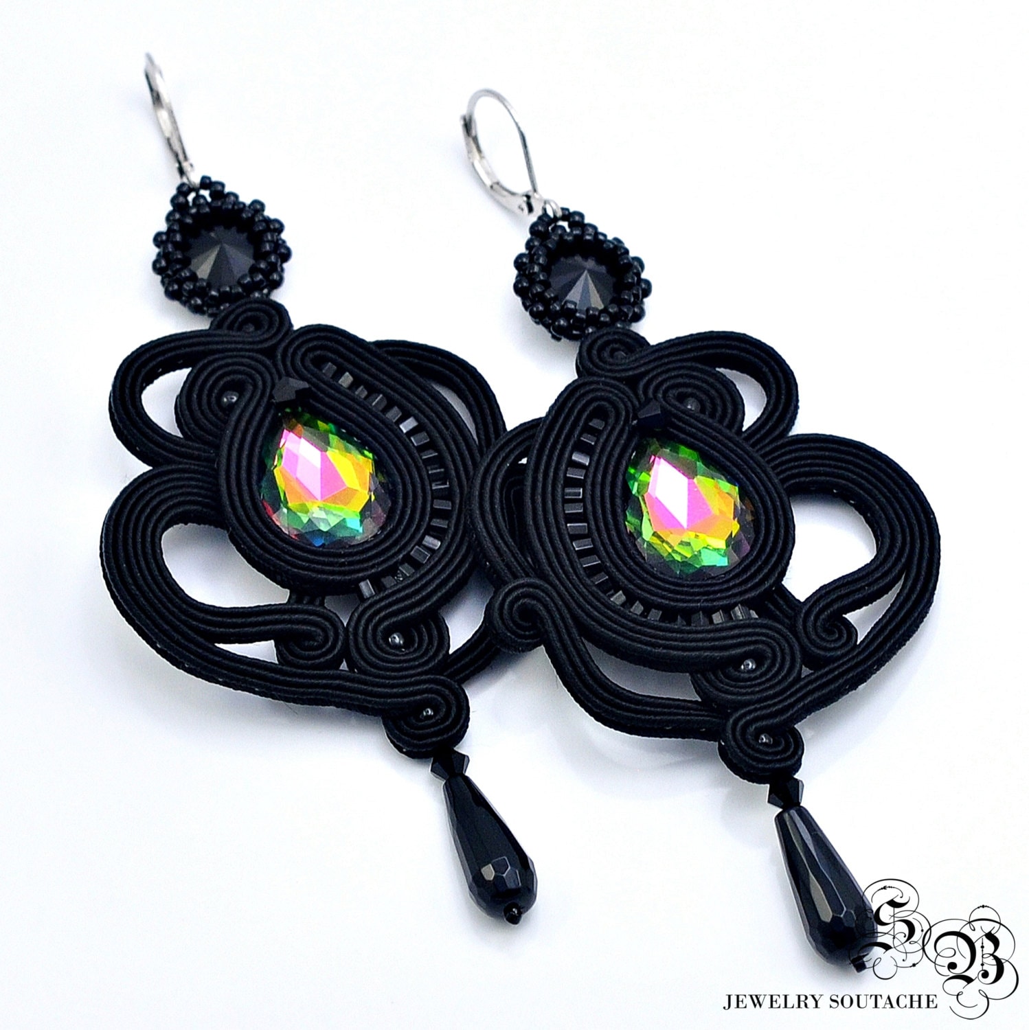 Schwarze Soutache Ohrringe Durchbrochene Kristallperlenarbeit Schwarze Soutache Ohrringe Durchbrochene Kristallperlenarbeit von LaCannet