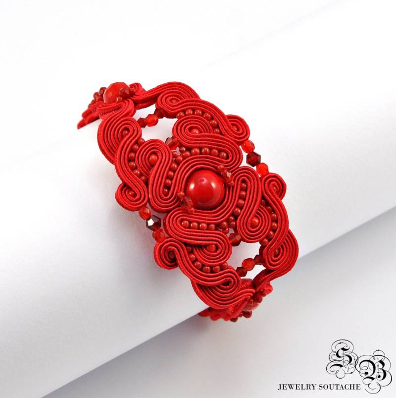 Soutache Armband Rot Eleganter Erdbeer Schmuck von LaCannet