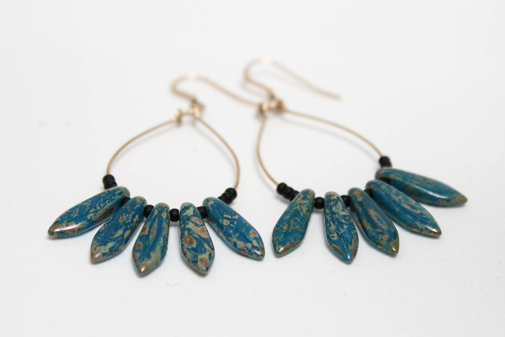 Drops-Bluepicasso Und Schwarze Ohrringe Goldgefüllt Drops-Bluepicasso Und Schwarze Ohrringe Goldgefüllt von LaCaptivante