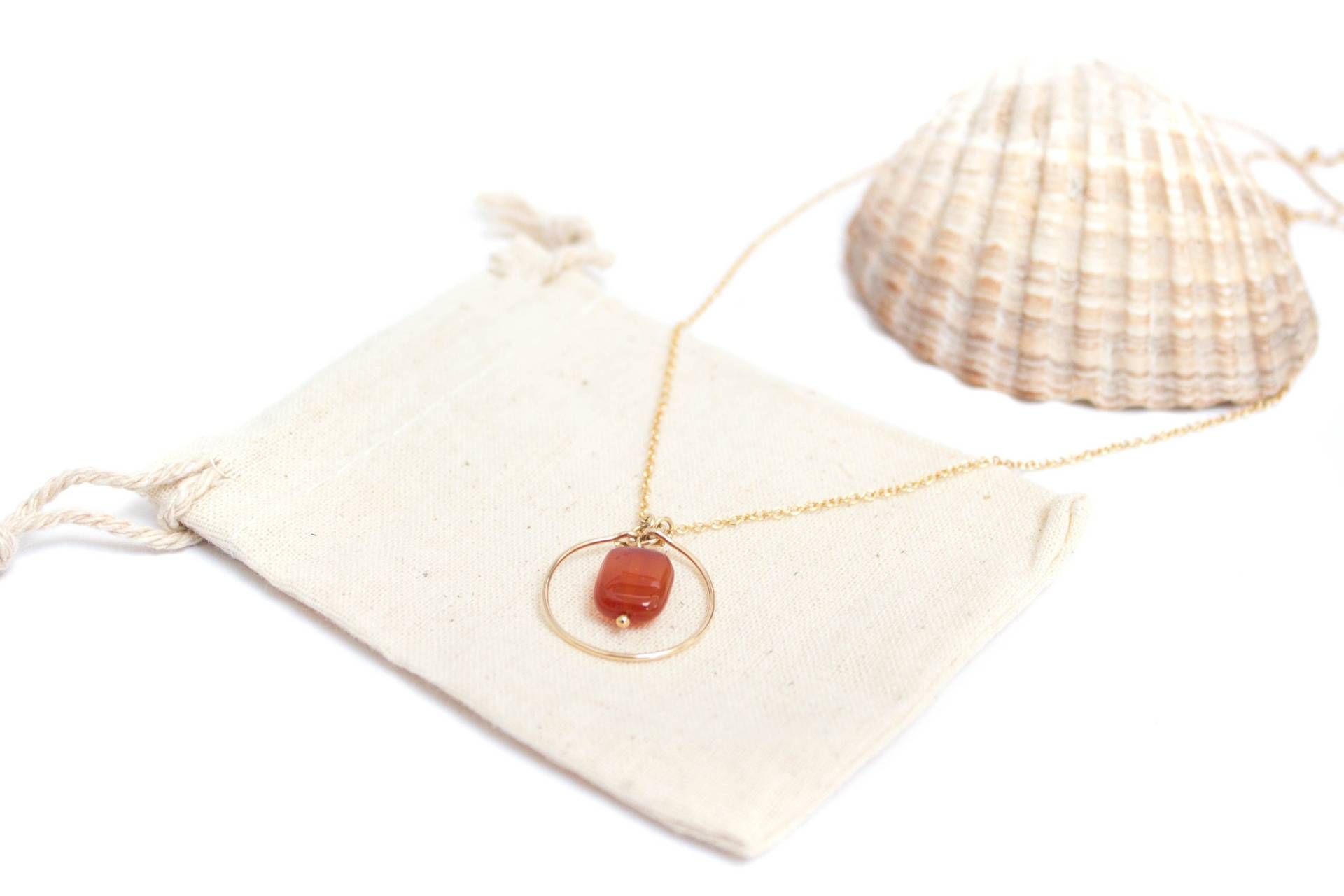 Feine Halskette Kette, Kreis Und Karneol - Goldfilled Oder Silber 925 Zeitlose Kurze Kette Elegant Feine Halskette Kette, Kreis Und Karneol - Goldfilled Oder Silber 925 Zeitlose Kurze Kette Elegant von LaCaptivante