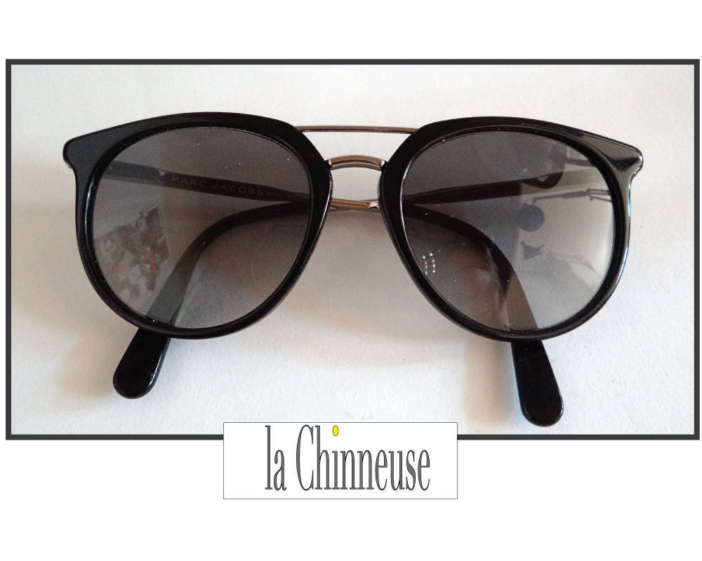 Marc Jacobs Sonnenbrille, Für Sie & Ihn, 2000Er Jahre Marc Jacobs Sonnenbrille, Für Sie & Ihn, 2000Er Jahre von LaChinneuse