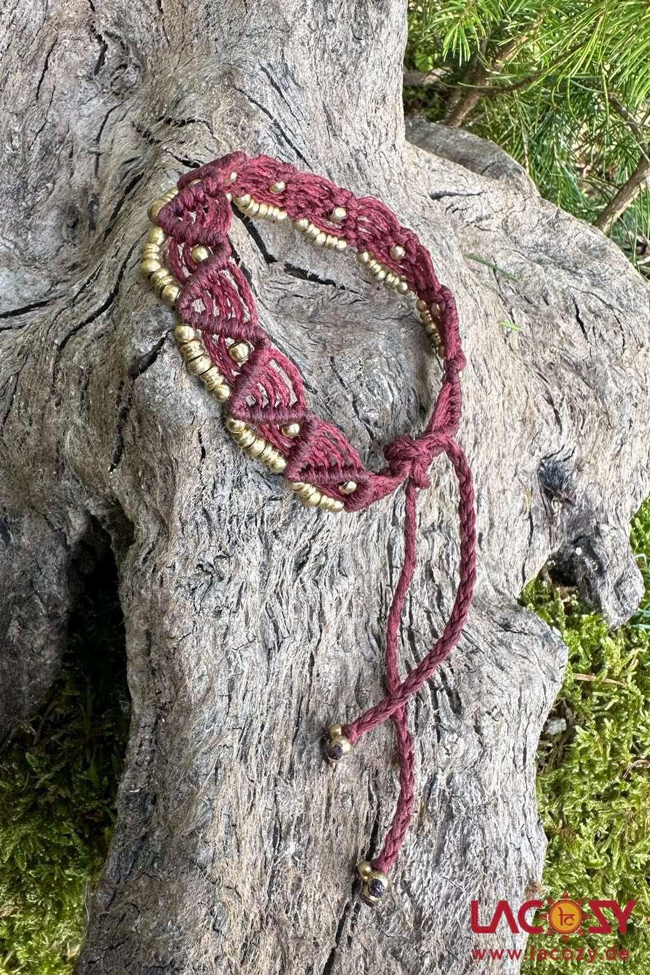 Fußkettchen Aus Makramee Kala Bordeaux Boho Fuss Schmuck Makrameefusskettchen von LaCozyShop
