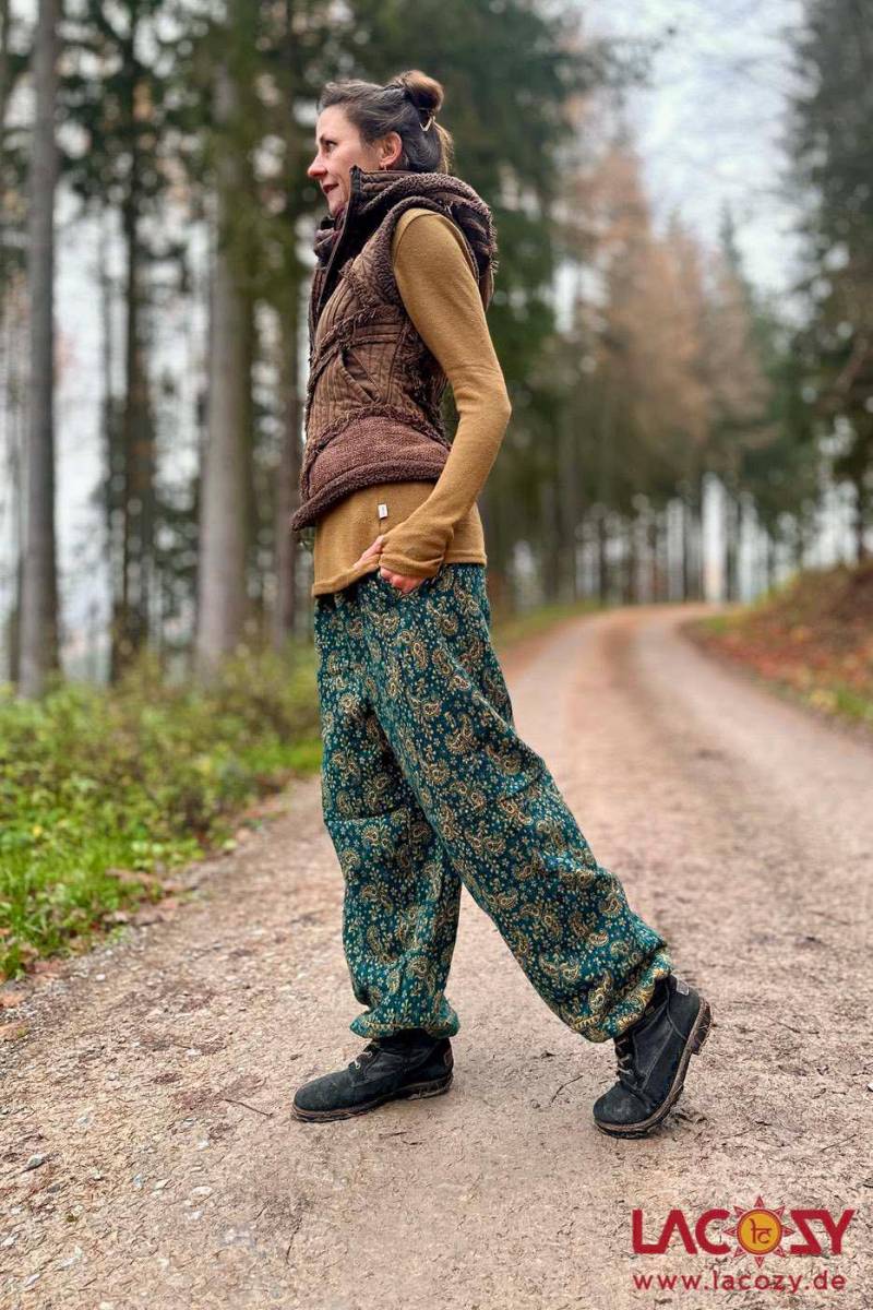 Kuschelige Winterhose Flauschi Damen | Weiche Boho Pumphose Grün Warme Lounge Pants Yoga & Freizeit Hose Plus Size 3xl Bis 50/52 von LaCozyShop