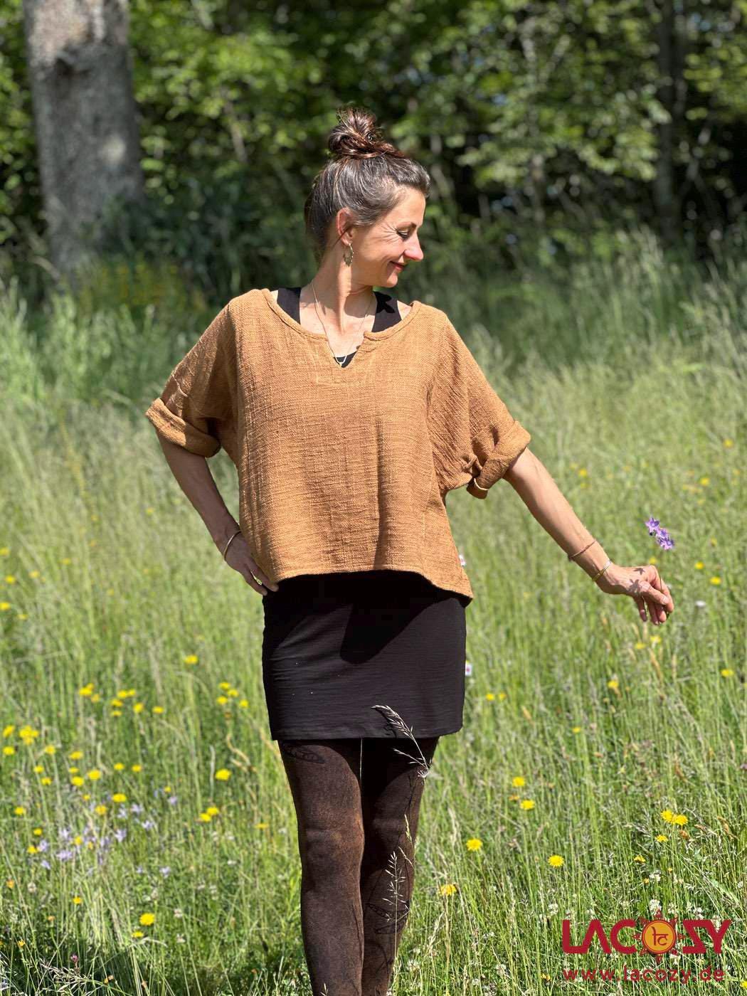 Weites Cropped Shirt Aus Reiner Baumwolle in Masala | Atmungsaktives Oversize Damenshirt Für Lagenlooks Nachhaltiges Baumwollshirt von LaCozyShop