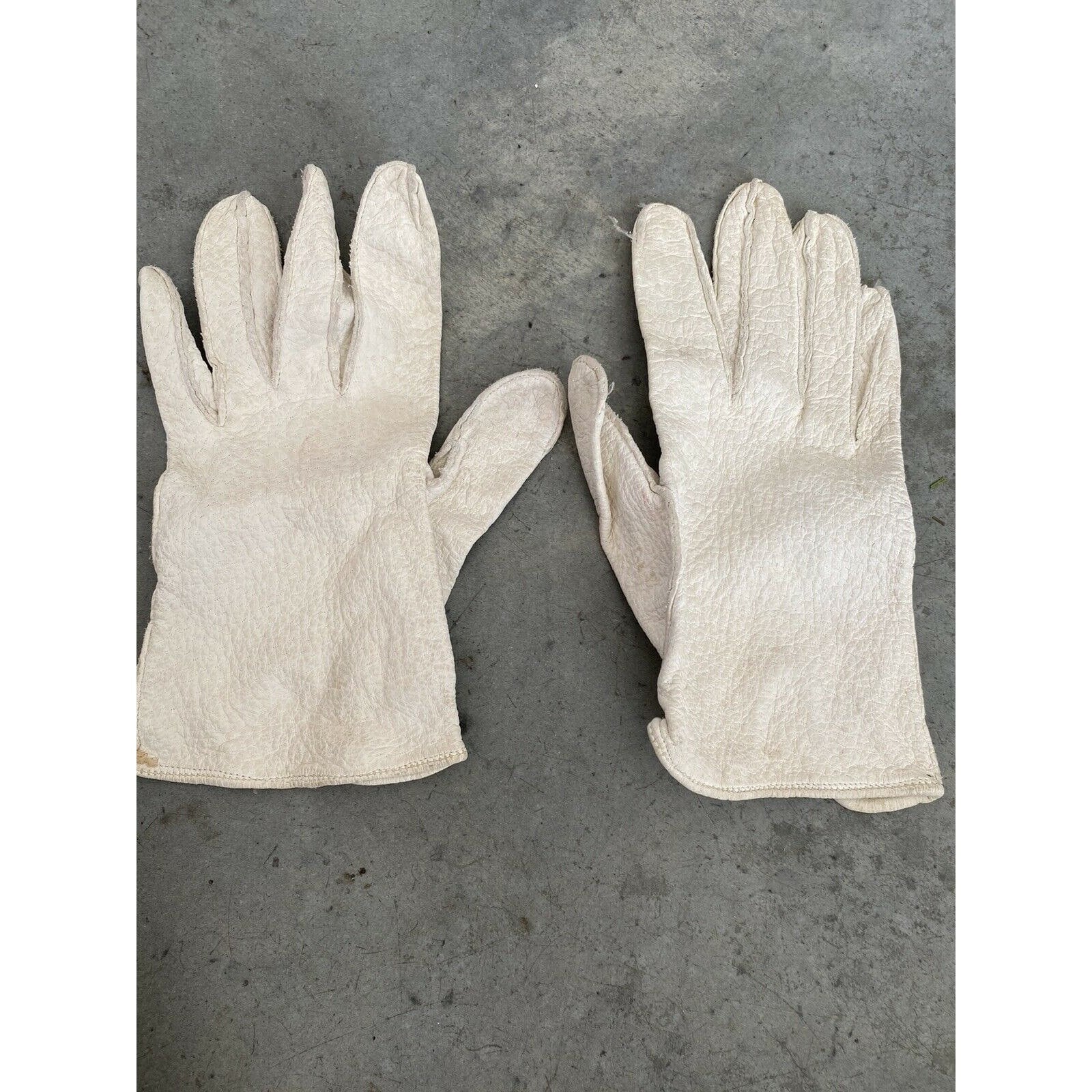 Vintage Handschuhe Damen Creme Pebbled Pearl Handgelenk Länge Größe 7.5 von LaCroisette