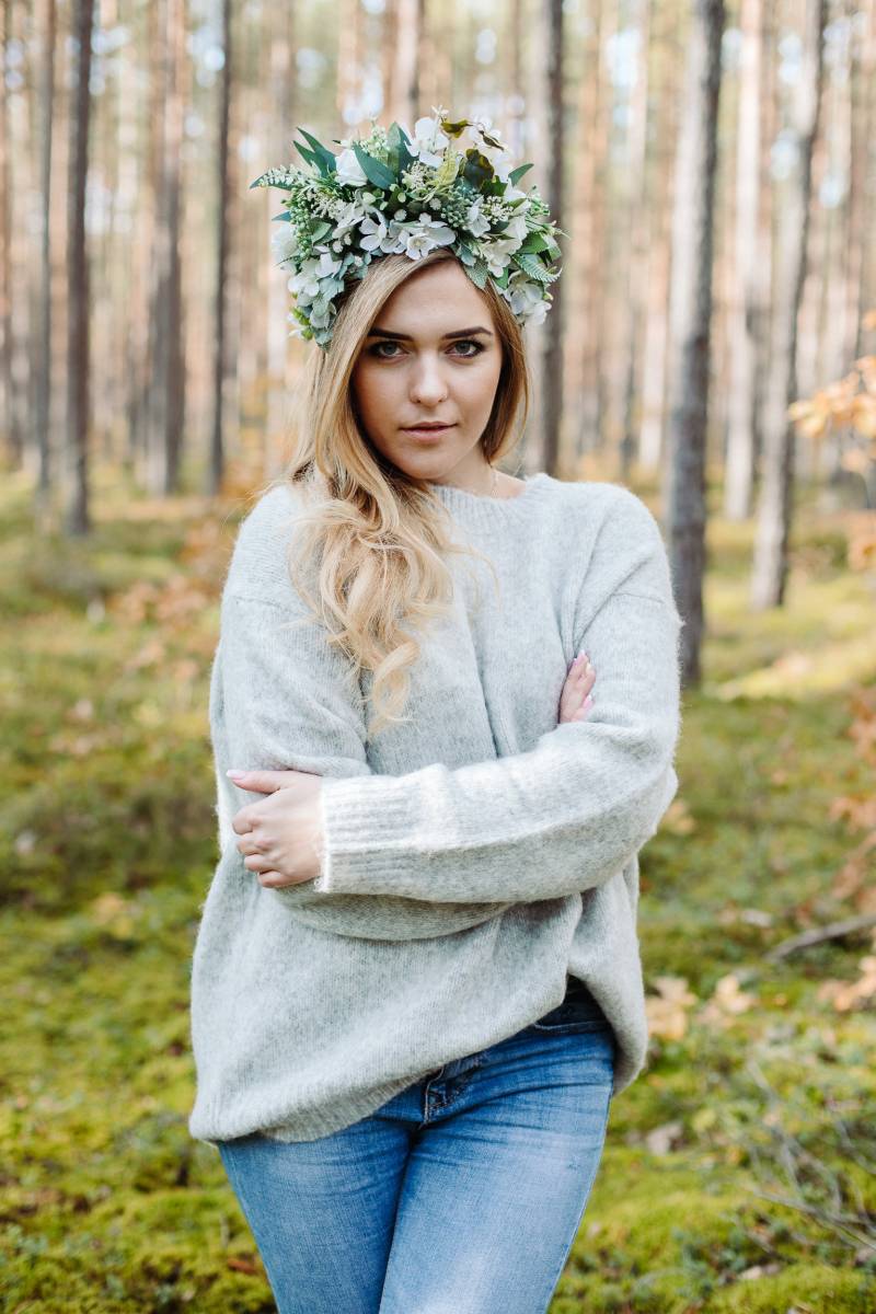 Midsommar Blumenkrone, Geflochtenes Stirnband, Braut Foto Requisite Krone, Weiße Herbst Frühlingskrone, Rustikale Krone von LaCrown