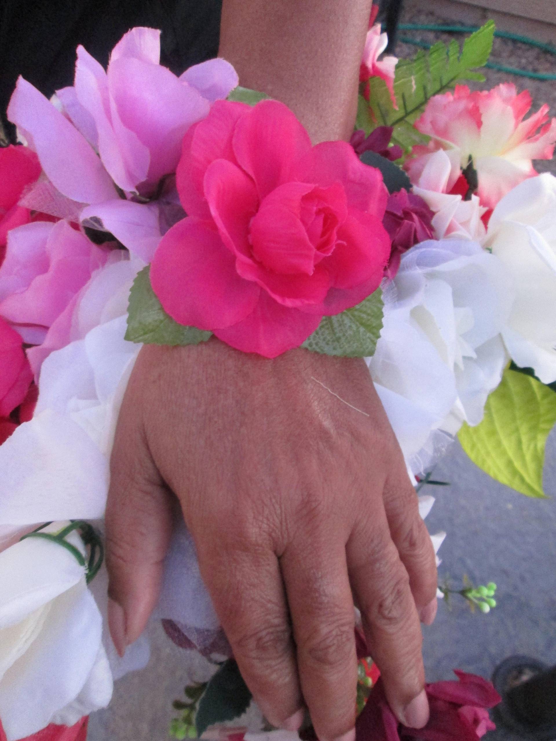 Fröhlich Rosa Rose Armband, Armbänder Für Mama, Armband Männer, Blumen Mädchen Geschenk. Handgemachter Schmuck, Blumenarmband Kinder, Frauen Geschenk von LaDStyle