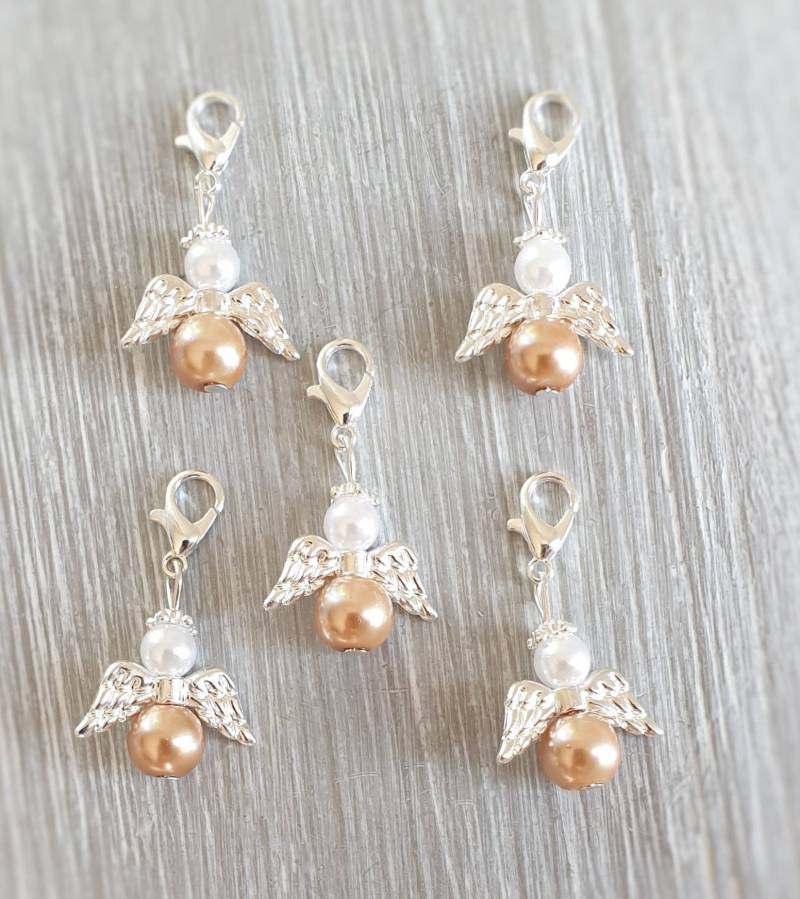 10 Schutzengel Anhänger Engel Engelchen Taufe Kommunion Hochzeit Firmung Geburt Glückbringer Charm Versilbert Gastgeschenk von LaDuchesseAgate