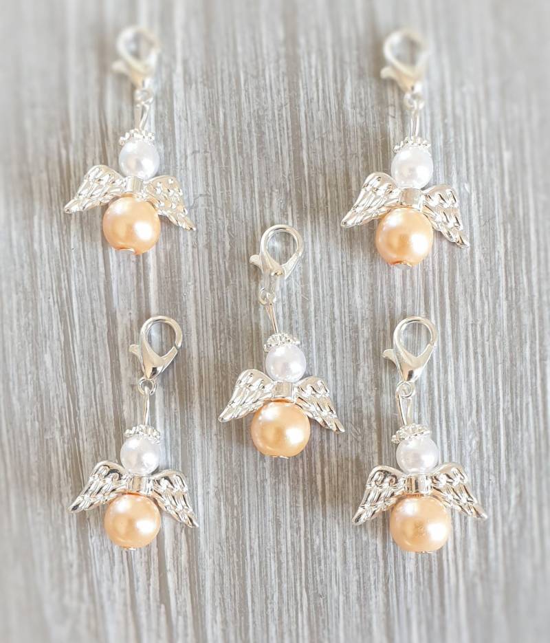 10 Schutzengel Anhänger Engel Engelchen Taufe Kommunion Hochzeit Firmung Geburt Glückbringer Charm Versilbert Gastgeschenk von LaDuchesseAgate