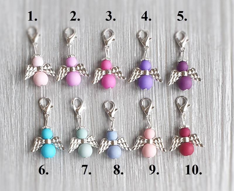 10 Schutzengel Anhänger Engel Taufe Kommunion Mehrfarbig Hochzeit Firmung Glückbringer Charm Versilbert Gastgeschenk Bunt Engelchen von LaDuchesseAgate