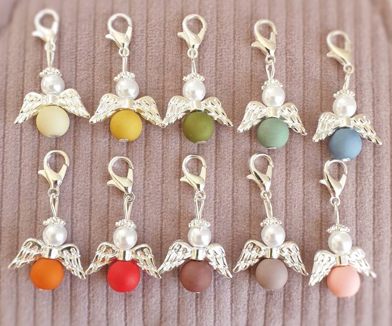 10 Schutzengel Anhänger Engel Taufe Kommunion Mehrfarbig Hochzeit Glückbringer Charm Versilbert Gastgeschenk Bunt Firmung Engelchen von LaDuchesseAgate