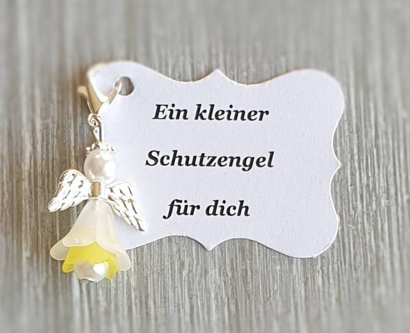 20 Schutzengel Anhänger + Kärtchen Taufe Kommunion Hochzeit Glückbringer Charm Versilbert Gastgeschenk Engelchen Vermerk Personalisierbar von LaDuchesseAgate