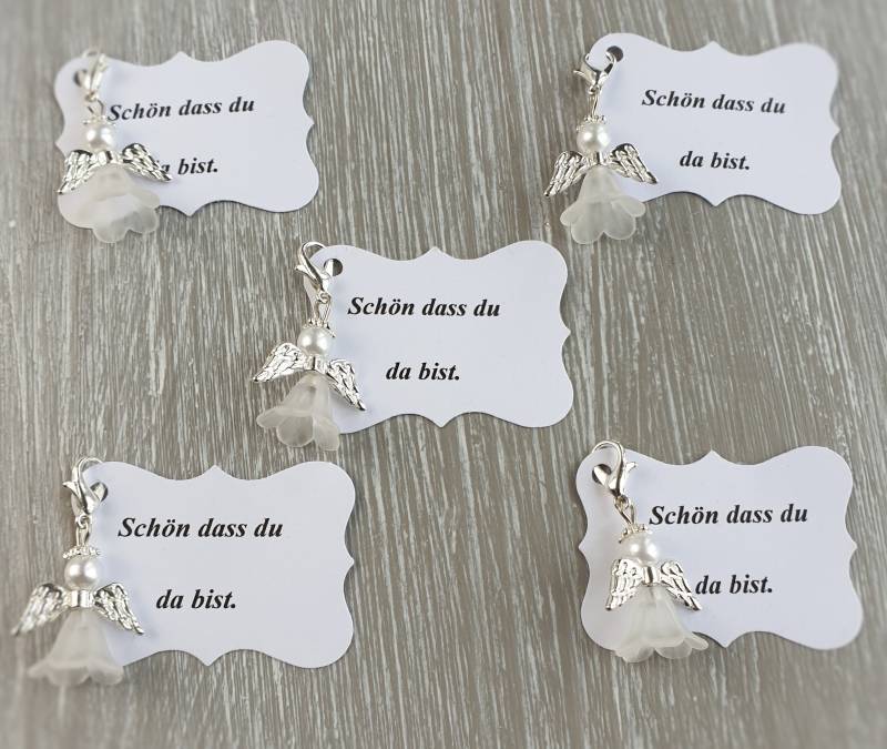 20 Schutzengel Anhänger Engel + Kärtchentaufe Kommunion Hochzeit Glückbringer Charm Versilbert Gastgeschenk Vermerk Personalisierbar von LaDuchesseAgate