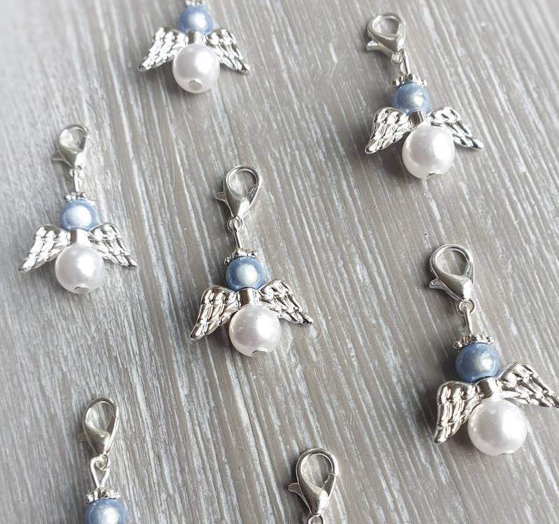 20 Schutzengel Anhänger Engel Taufe Kommunion Hochzeit Glückbringer Charm Versilbert Gastgeschenk Engelchen Miracle Perlen von LaDuchesseAgate
