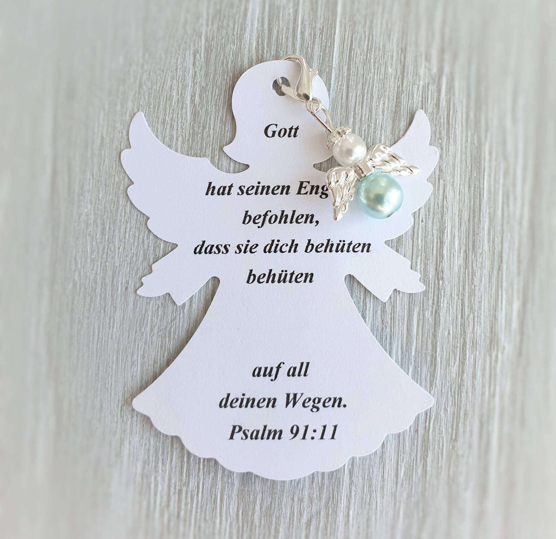 5 Schutzengel Anhänger + Kärtchen Taufe Kommunion Hochzeit Glückbringer Charm Gastgeschenk Engelchen Perlen Firmung Versilbert Spc 5 Schutzengel Anhänger + Kärtchen Taufe Kommunion Hochzeit Glückbringer Charm Gastgeschenk Engelchen Perlen Firmung Versilbert Spc von LaDuchesseAgate