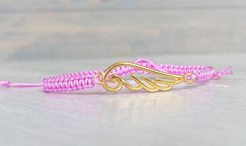 Armband Feder Flügel Macramé Glückbringer Flechtarmband Freundschaftsarmband Makrameearmband Freundin Bandfarbe Nach Wahl Bracelet von LaDuchesseAgate