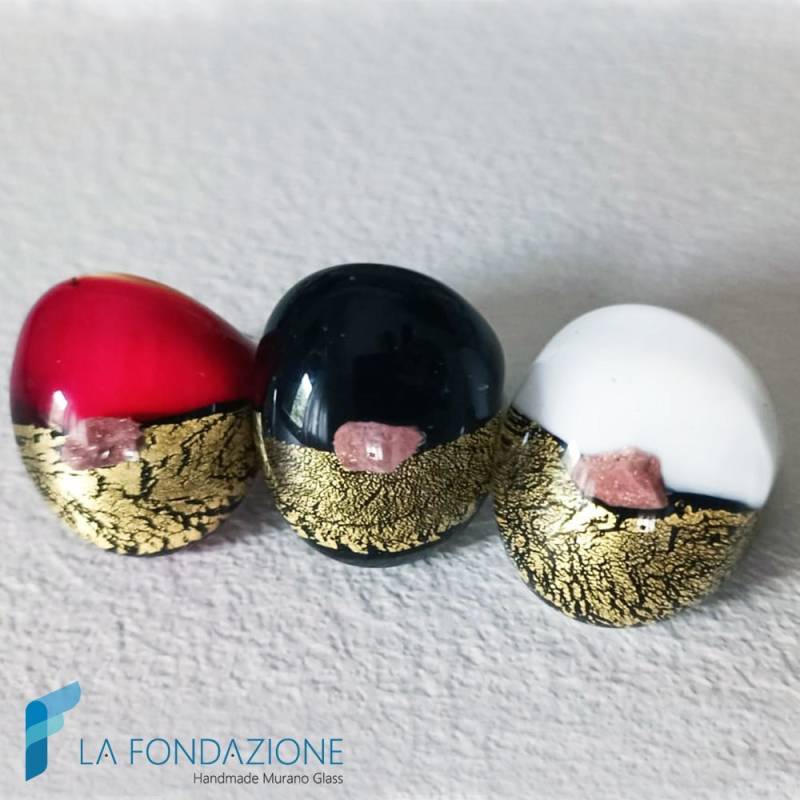 Gebrochener Goldring, Gewölbt Mit Braunem Aventurin Und Handgefertigtem Muranoglas Gebrochener Goldring, Gewölbt Mit Braunem Aventurin Und Handgefertigtem Muranoglas von LaFondazioneMurano