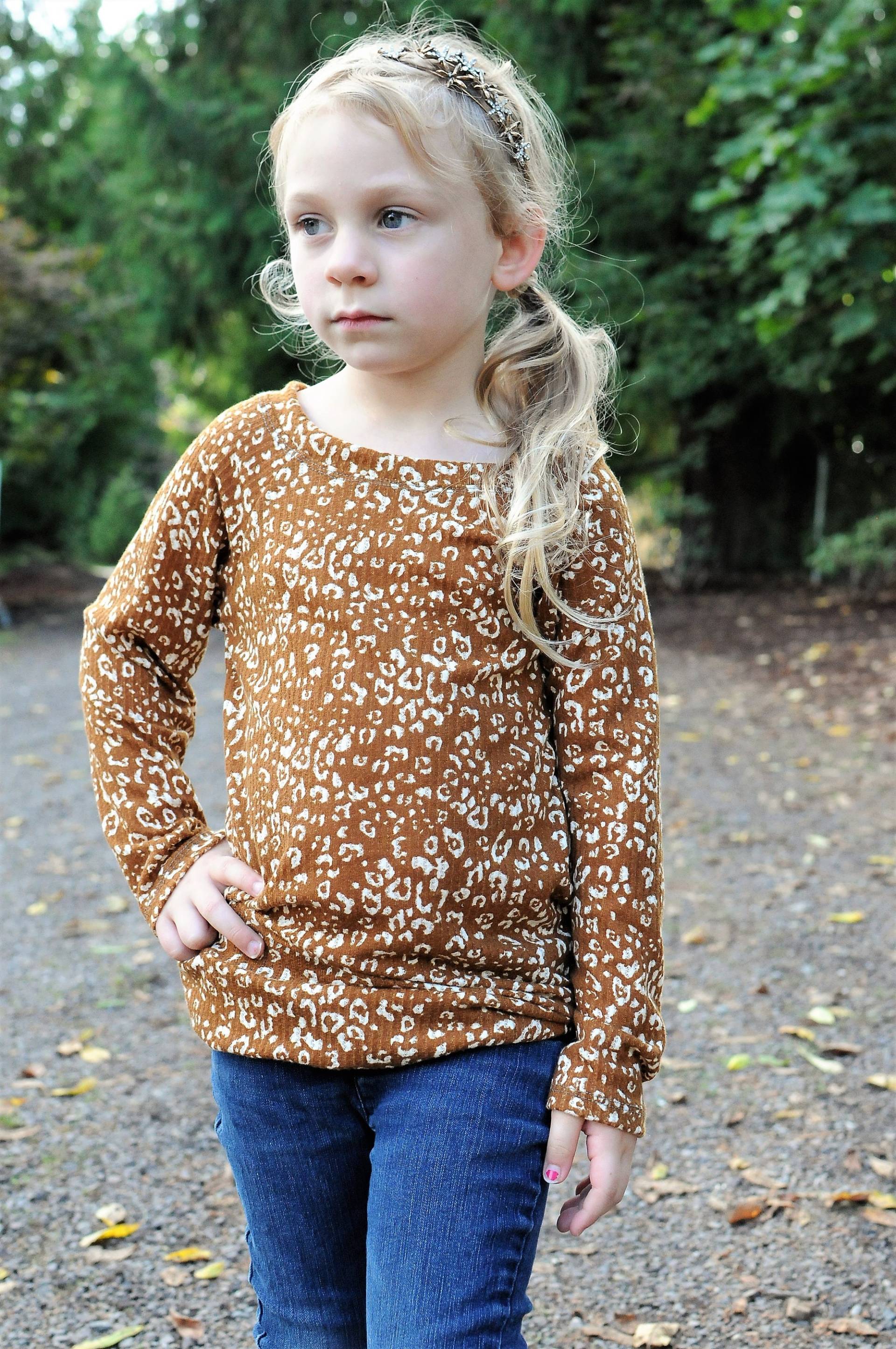 Animal Print Shirt, Waffel Strickpullover, Baby Mädchen Pullover, Leopard Caramel Mädchen, Pullover von LaIslaBoutique