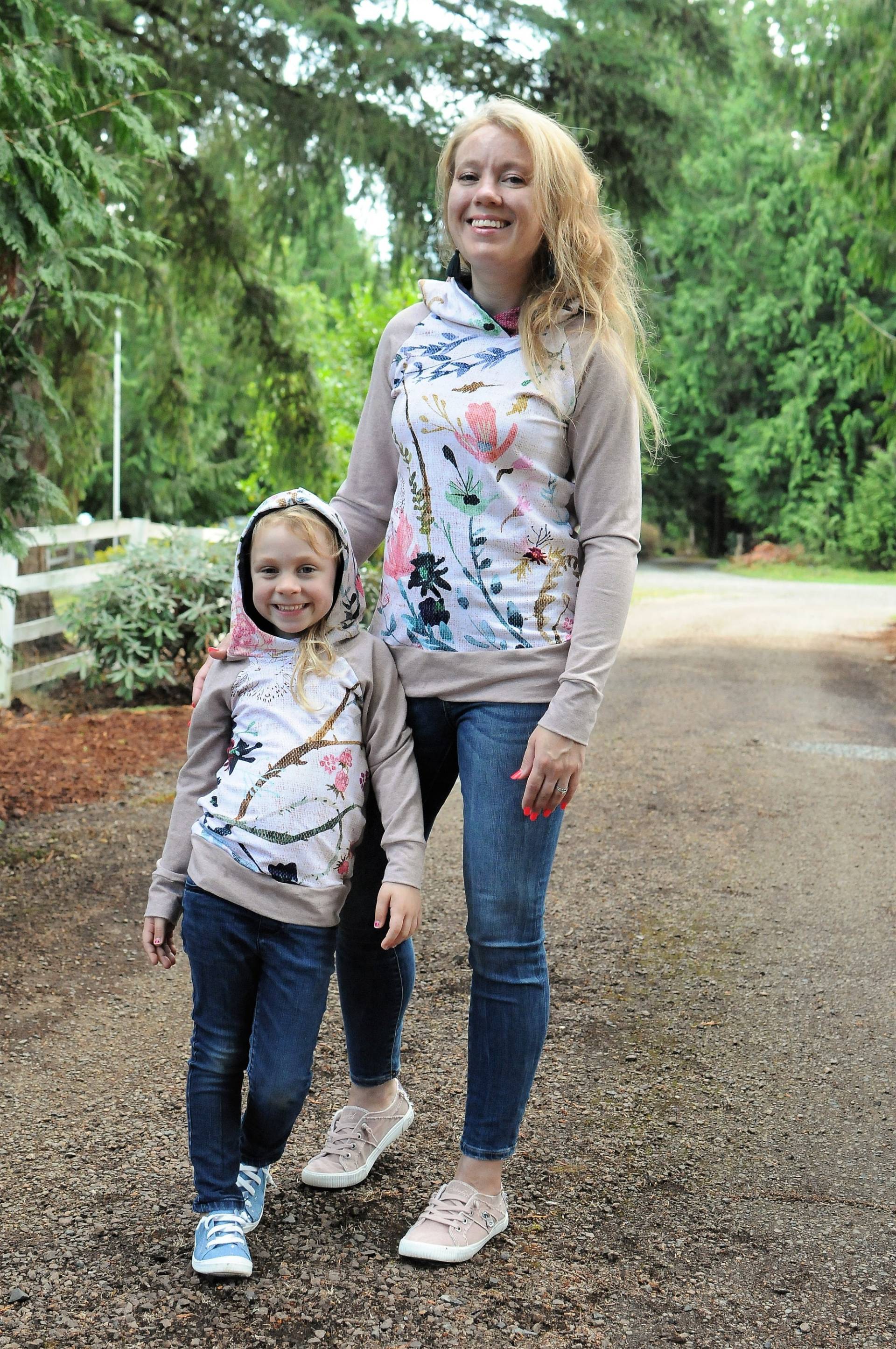 Mama Und Mich Hoodies, Kleidung, Floral Hoodie, Outfit, Wildflower Baby, Set, Sackleinen Hoodie von LaIslaBoutique