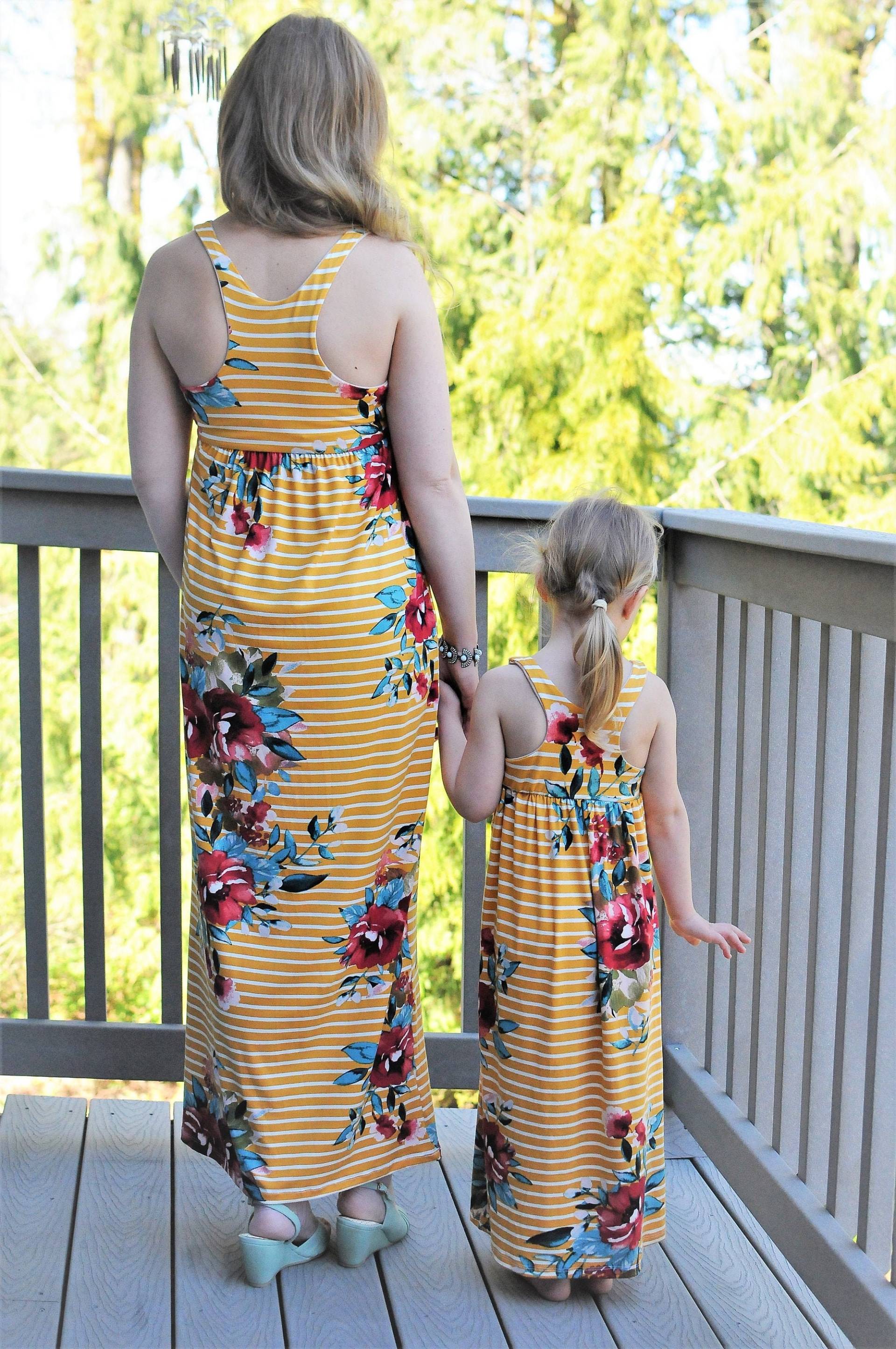 Mama Und Mich Kleider, Maxi Kleidung, Outfit, Mutter Tochter Passende Floral von LaIslaBoutique