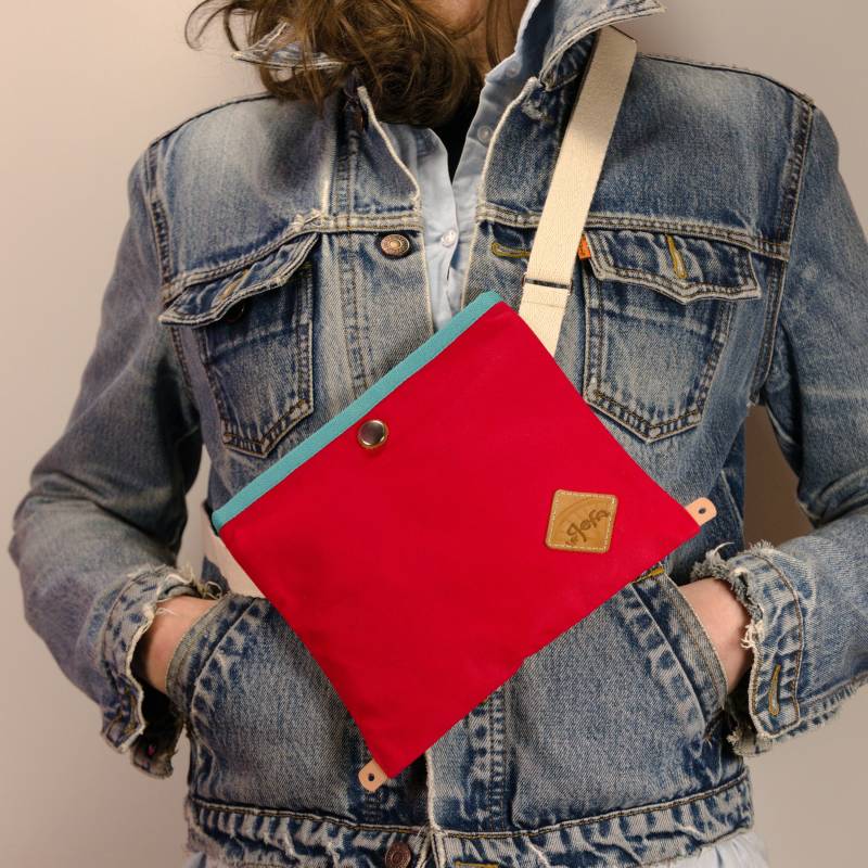 Rote Klitzekleine Handtasche/Handgemachte Tasche Aus Canvas Perfekt Zum Radfahren Und Reisen Umhängetasche in Rot Radsport-Zubehör Von La Jefa & von LaJefaAndSons