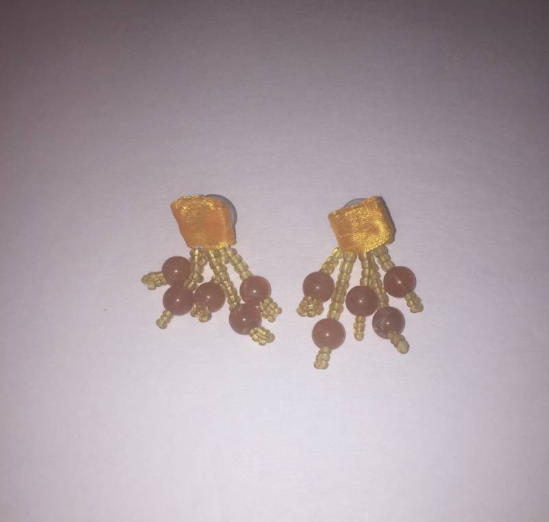 2 Buck Deal - Perlen Tropfen Ohrringe von LaLaReaRea