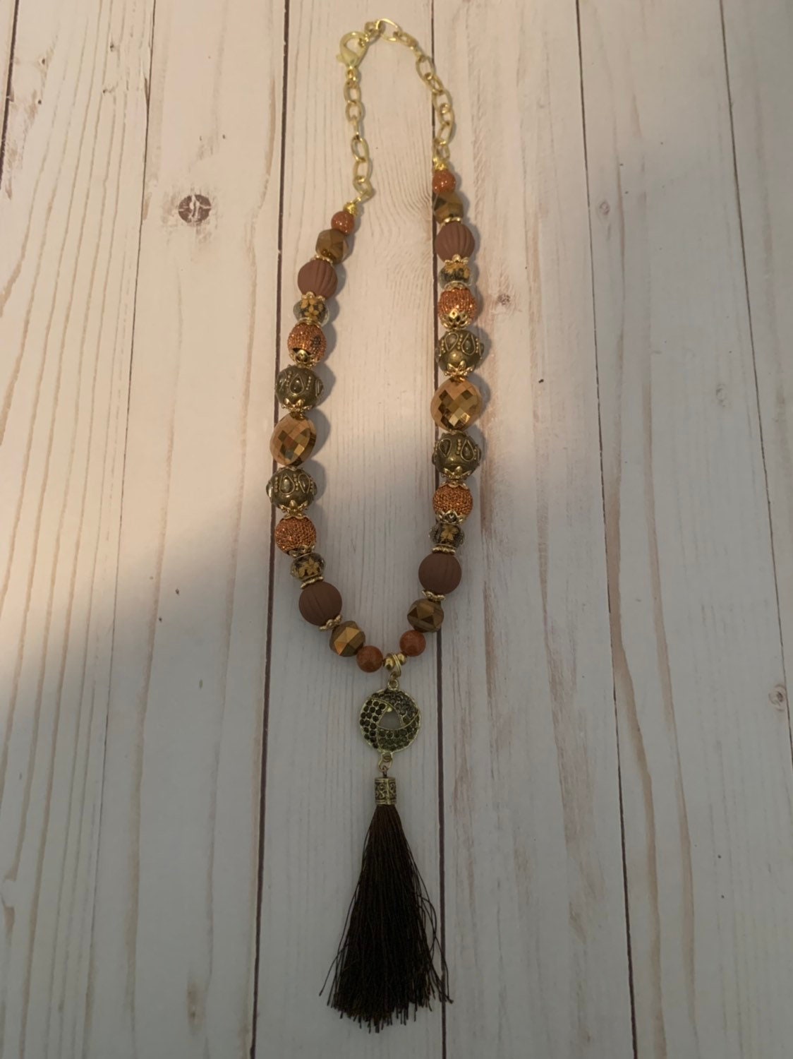 Perlen Tassle Statement Charm Halskette von LaLaReaRea